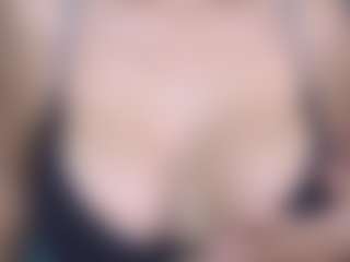 Isabella Spring's Live Sex Cam Show
