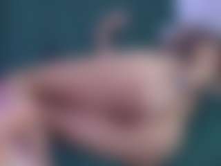 Isabella Spring's Live Sex Cam Show
