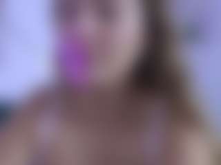 Isabella Spring's Live Sex Cam Show