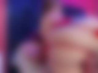 Live cam show with beauty-milf - Brown Hair MILF on Livezox