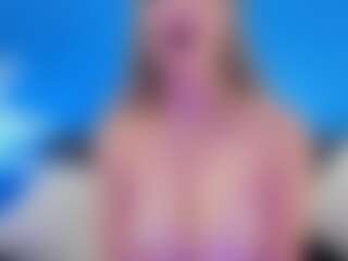 Live cam show with Bella Marie - Blonde Hair on dasdasdadada.com