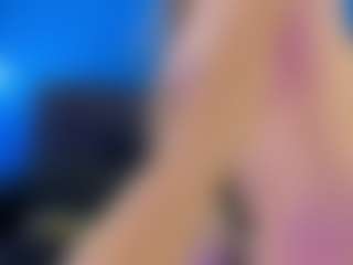 Live cam show with Bella Marie - Fingering on Camsoda