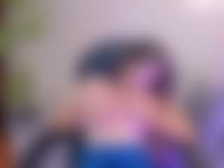 Live cam show with Bella Marie - Cosplay Blonde Hair on xDating