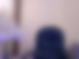 Live cam show with Bella Marie - Cosplay MILF on CamwithHer