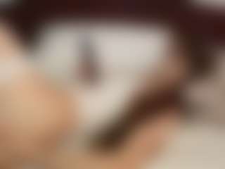 Live cam show with yourbaby85567 - Camel Toe on Cam Slut
