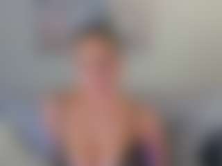 Live-Cam-Show mit brennawalker - Small Ass auf Camsoda