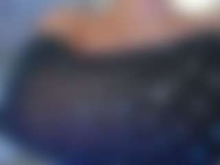 Live cam show with brennawalker - Living Room on xxxlivecams.org