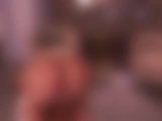 Kyla Morrison MILF webcam performer live streaming