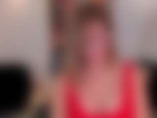 Live cam show with Kyla Morrison - Bedroom MILF on https://playwithruby.com