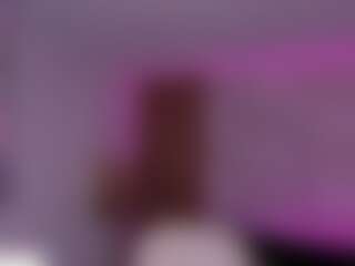 Live cam show with emmy-walker - Muscle Teen (18+) on Camsoda