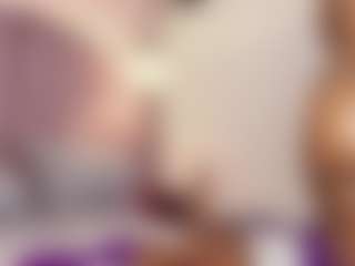 hallybans MILF webcam performer live streaming
