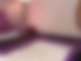 Live cam show with hallybans - Black Shaved Pussy on Camsoda