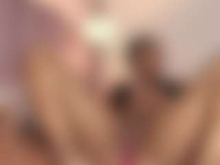Live cam show with hallybans - Flashing on Camsoda