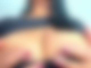 ebonybreastvh's Live Sex Cam Show