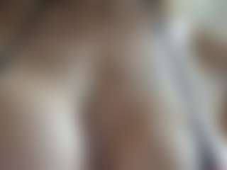 Live cam show with tiffanylee1 - Slimthick on chickslive.net