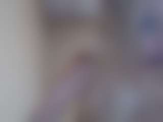 Live cam show with tiffanylee1 - Slimthick on CamwithHer