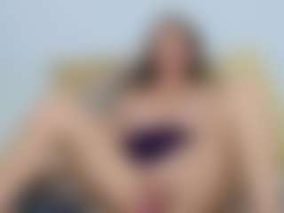 Live cam show with Anastasia - Gamer on Camming Site