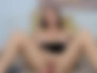 Live cam show with Anastasia - Gamer Lovense on SinfulBabes