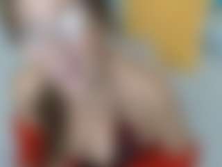 Live cam show with samantha-20x - Bedroom MILF on CamwithHer