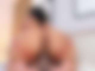 Live cam show with katty-lorenz - Lovense Middle Aged on justonemore.cc