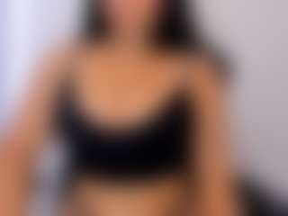 ammyfire MILF webcam performer live streaming