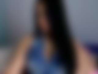 Live cam show with April Adamson - Latina on Uber Horny | colombia