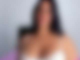 Live cam show with April Adamson - Old on instabang
