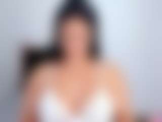 Live cam show with April Adamson - Granny Latina on xxxlivecams.org | colombia