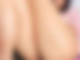 Live cam show with April Adamson - Granny Latina on friskycurves.com | colombia
