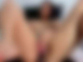 Live cam show with April Adamson - BBW Amateur on CamwithHer