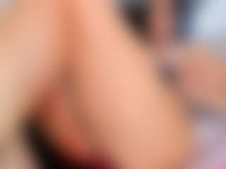 Live cam show with April Adamson - Granny Latina on Camsoda | colombia