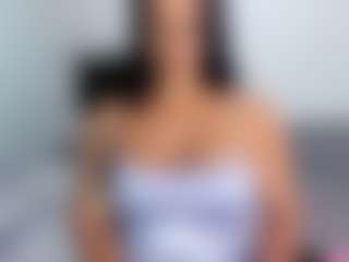 Live cam show with April Adamson - Senior on Camsoda