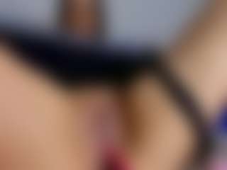 April Adamson's Live Sex Cam Show