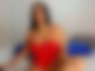 Live cam show with April Adamson - Juguetes on Camsoda