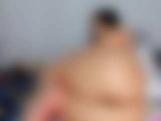 Live cam show with April Adamson - Cum Mature on Cam Slut