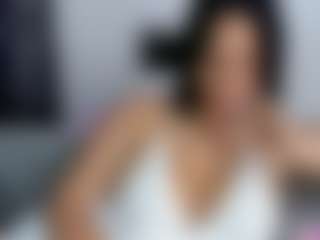 Live cam show with April Adamson - Blowjob on Camsoda