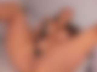 Live cam show with ambercroft - Brown Hair on 1on1-livenow