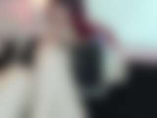 Live cam show with cynthiaa - Emo on boobsie.com