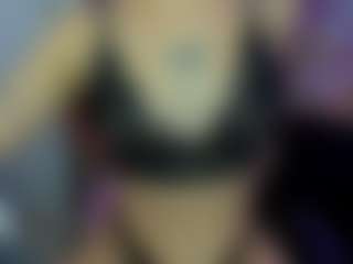 Live-Cam-Show mit cynthiaa - Emo auf Camsoda