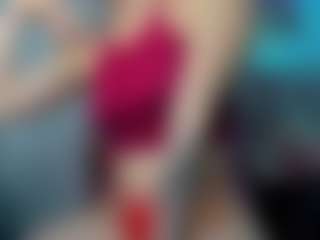 Live cam show with cynthiaa - Cosplay Red Hair on thefappeningchat.com