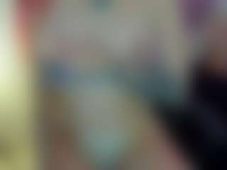 Live cam show with cynthiaa - Emo on Camming Site