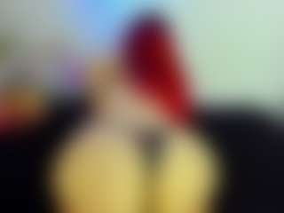 Live cam show with cynthiaa - Gamer on crypto-cams