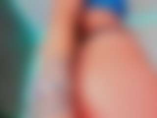 Rainnbow_'s Live Sex Cam Show