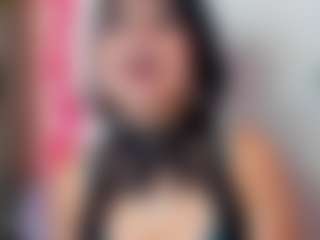 Rainnbow_'s Live Sex Cam Show