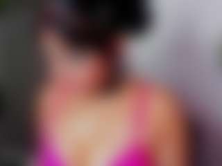 Rainnbow_'s Live Sex Cam Show