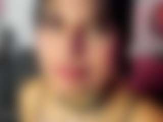 Rainnbow_'s Live Sex Cam Show