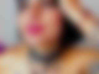 Rainnbow_'s Live Sex Cam Show