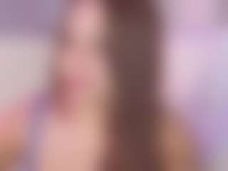 Live cam show with Blue-Hazel - Fingering on Camsoda