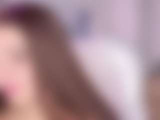 Live cam show with Blue-Hazel - Nails on friskycurves.com