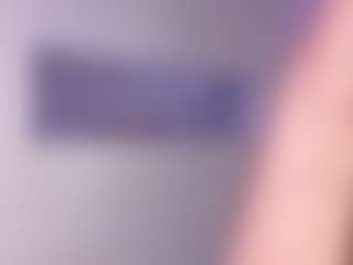 Live cam show with Blue-Hazel - Red Hair Teen (18+) on Camsoda